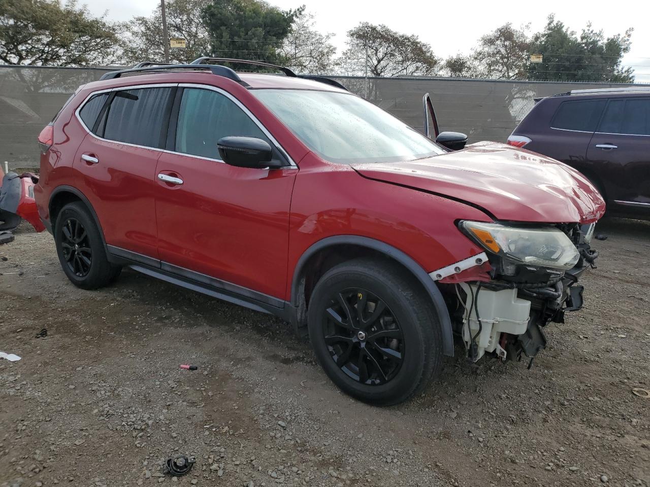 2017 Nissan Rogue VIN 5N1AT2MT9HC832132 Copart auction photo, front end damage thumbnail 4