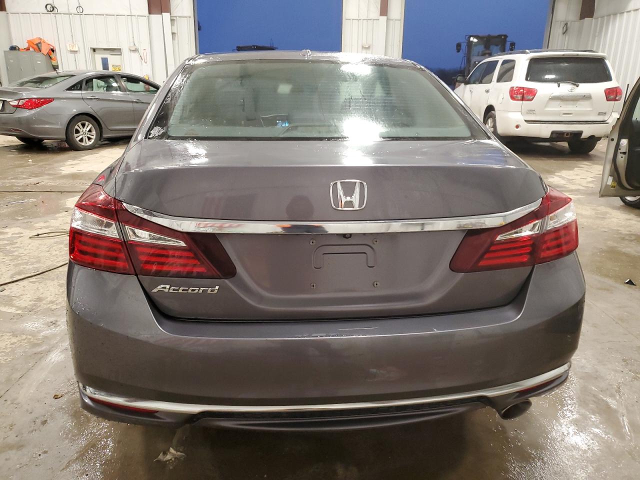 2017 Honda Accord VIN 1HGCR2F71HA275001 Copart auction photo, front end damage thumbnail 6