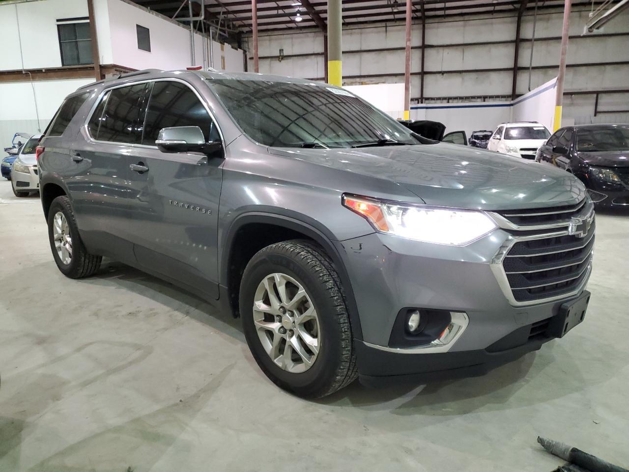 2019 Chevrolet Traverse VIN 1GNERGKW1KJ238739 Copart auction photo, rear end damage thumbnail 4