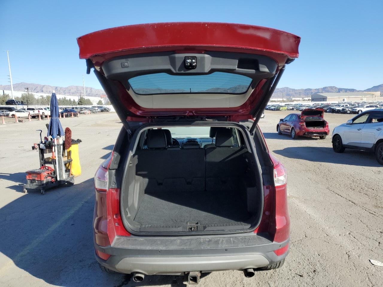 2015 Ford Escape VIN 1FMCU9J92FUC04850 Copart auction photo, front end damage thumbnail 6