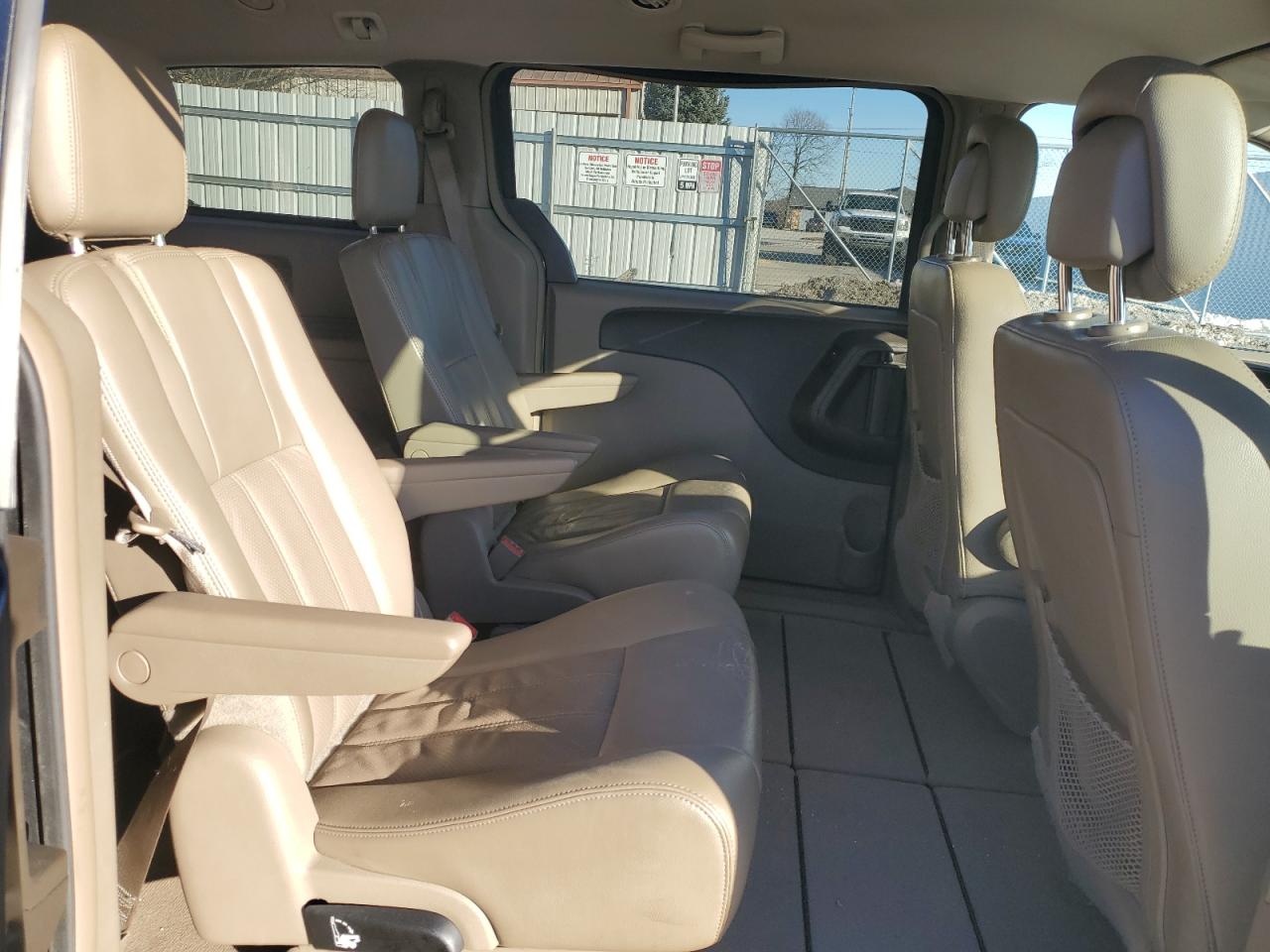 2012 Chrysler Town & Country VIN 2C4RC1BG6CR200129 Copart auction photo, front end damage thumbnail 11