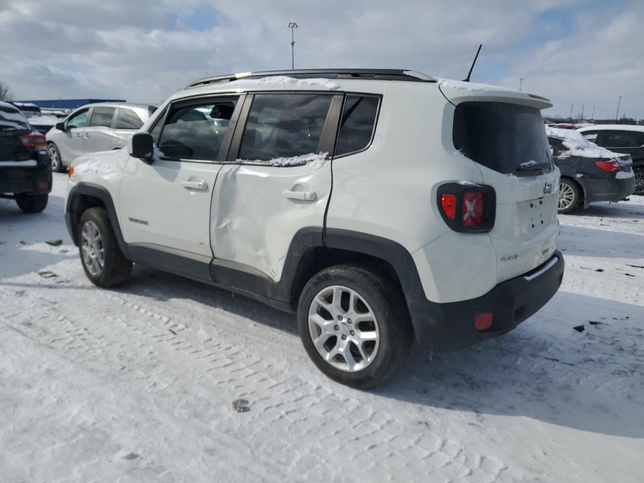 2018 Jeep Renegade VIN ZACCJBBB6JPJ39322 Copart auction photo, front end / side damage thumbnail 2