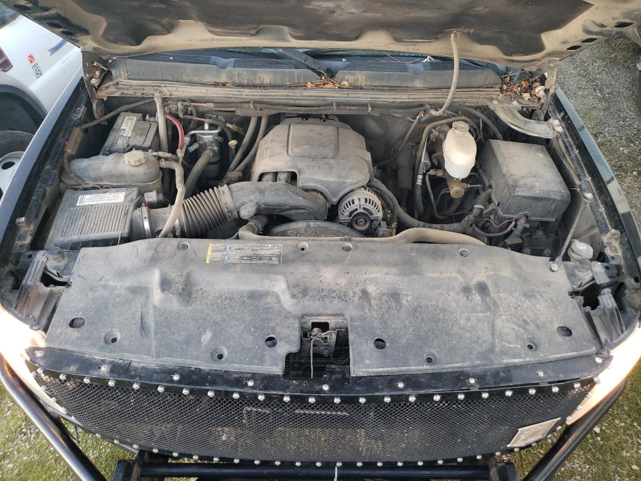 2007 Chevrolet Silverado VIN 1GCHK23K97F549113 Copart auction photo, front end / side damage thumbnail 11