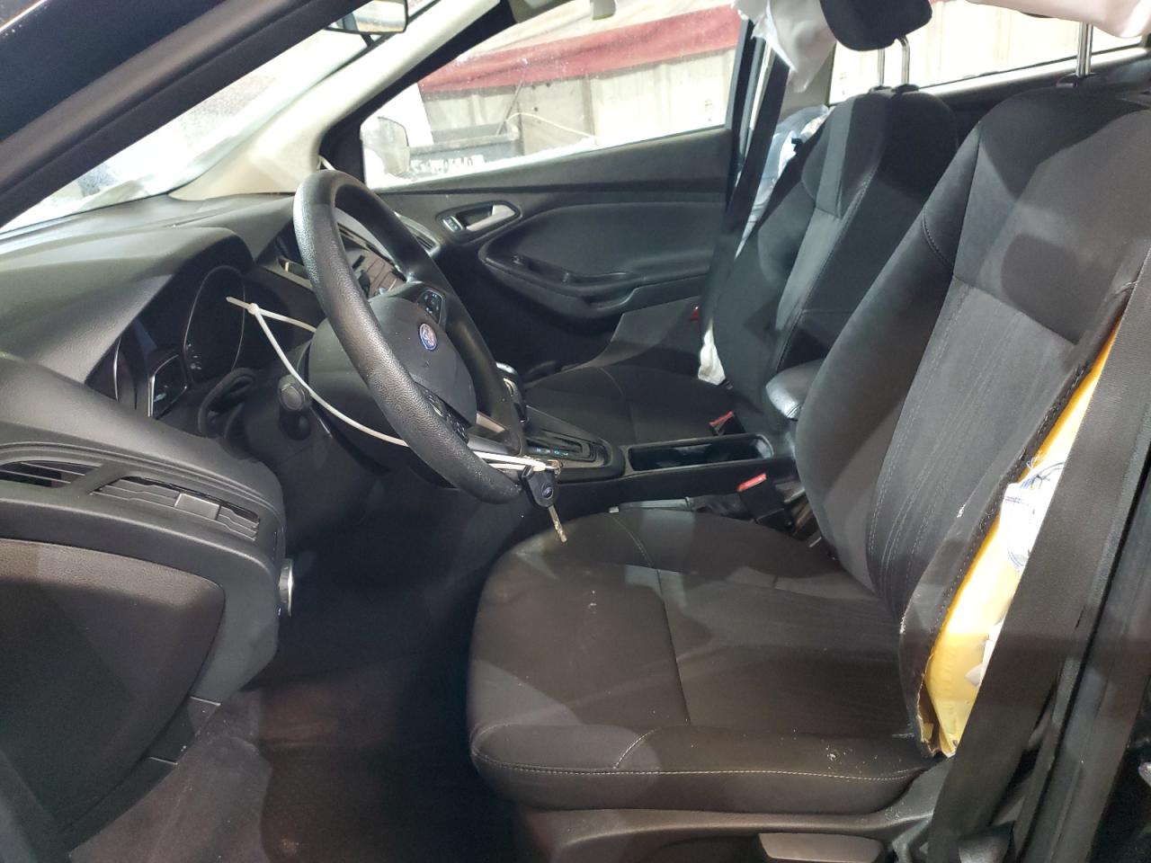 2016 Ford Focus VIN 1FADP3F2XGL265501 Copart auction photo, front end / minor dent/scratches damage thumbnail 7
