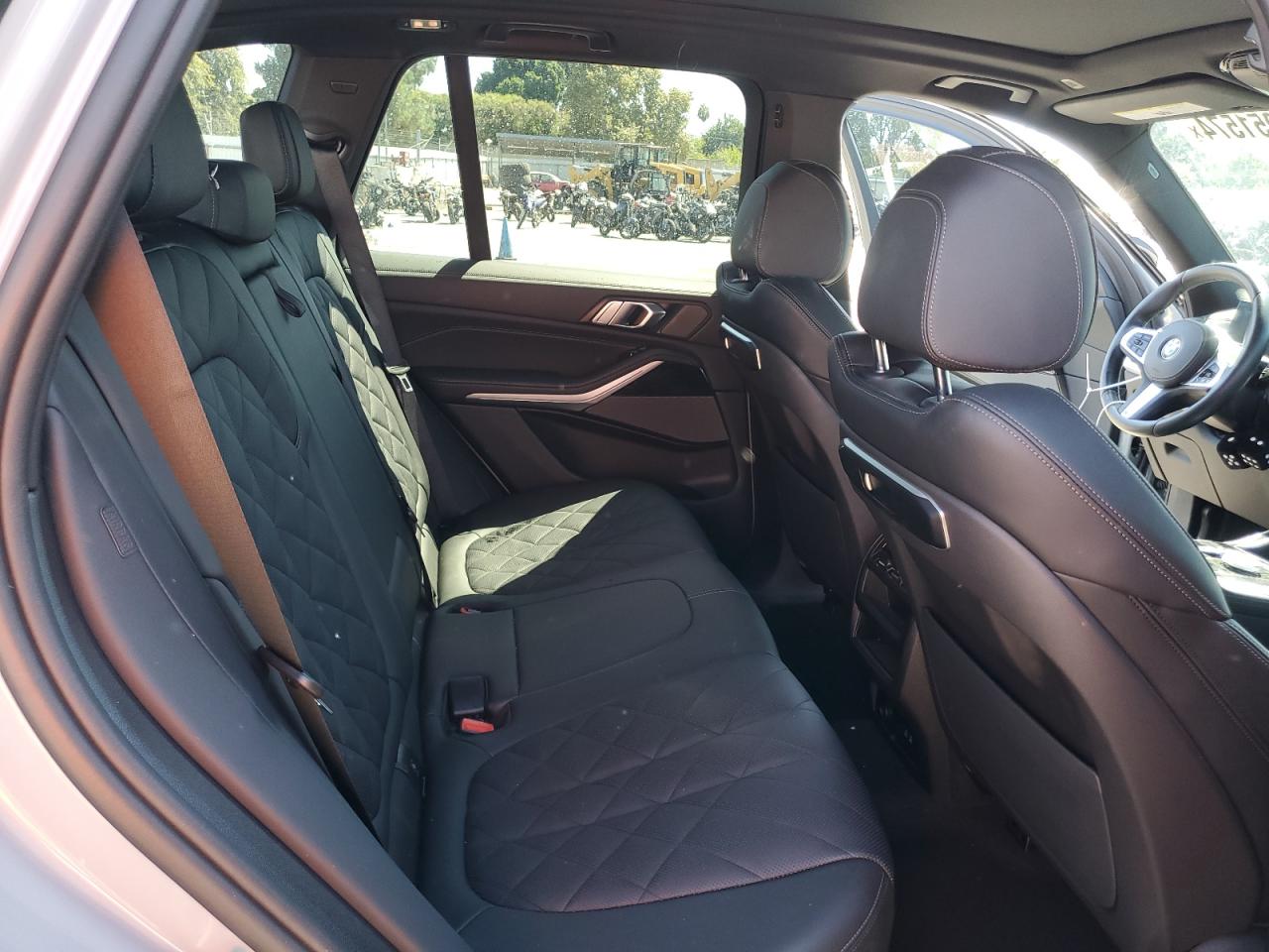 2024 BMW X5 VIN 5UX13EU06R9T52848 Copart auction photo, front end / minor dent/scratches damage thumbnail 12