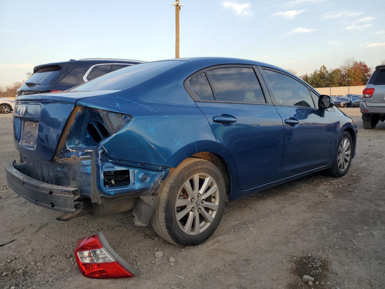 2012 Honda Civic VIN 2HGFB2F87CH533834 Copart auction photo, rear end / minor dent/scratches damage thumbnail 3