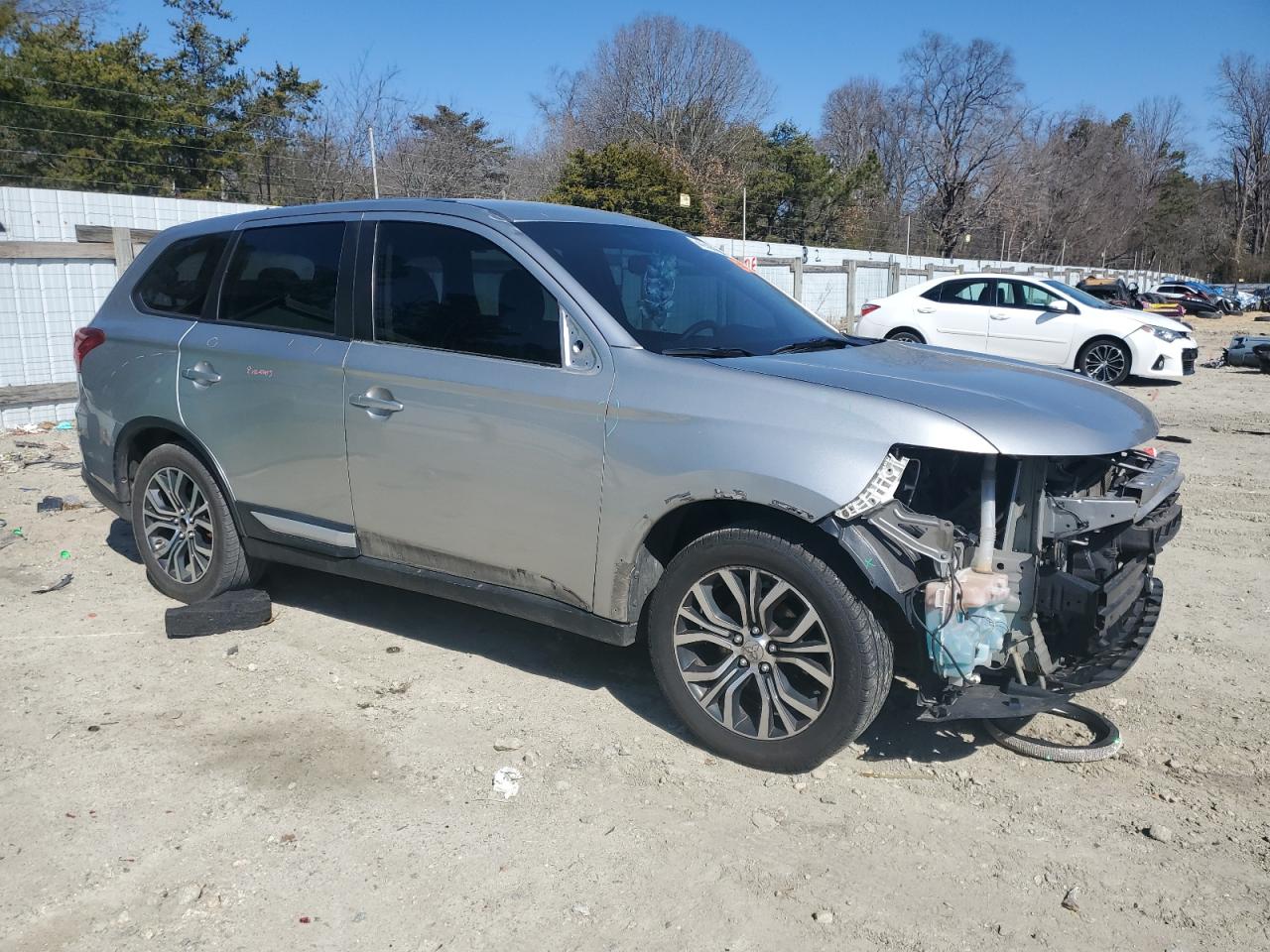 2018 Mitsubishi Outlander VIN JA4AD2A36JZ055637 Copart auction photo, front end / side damage thumbnail 4