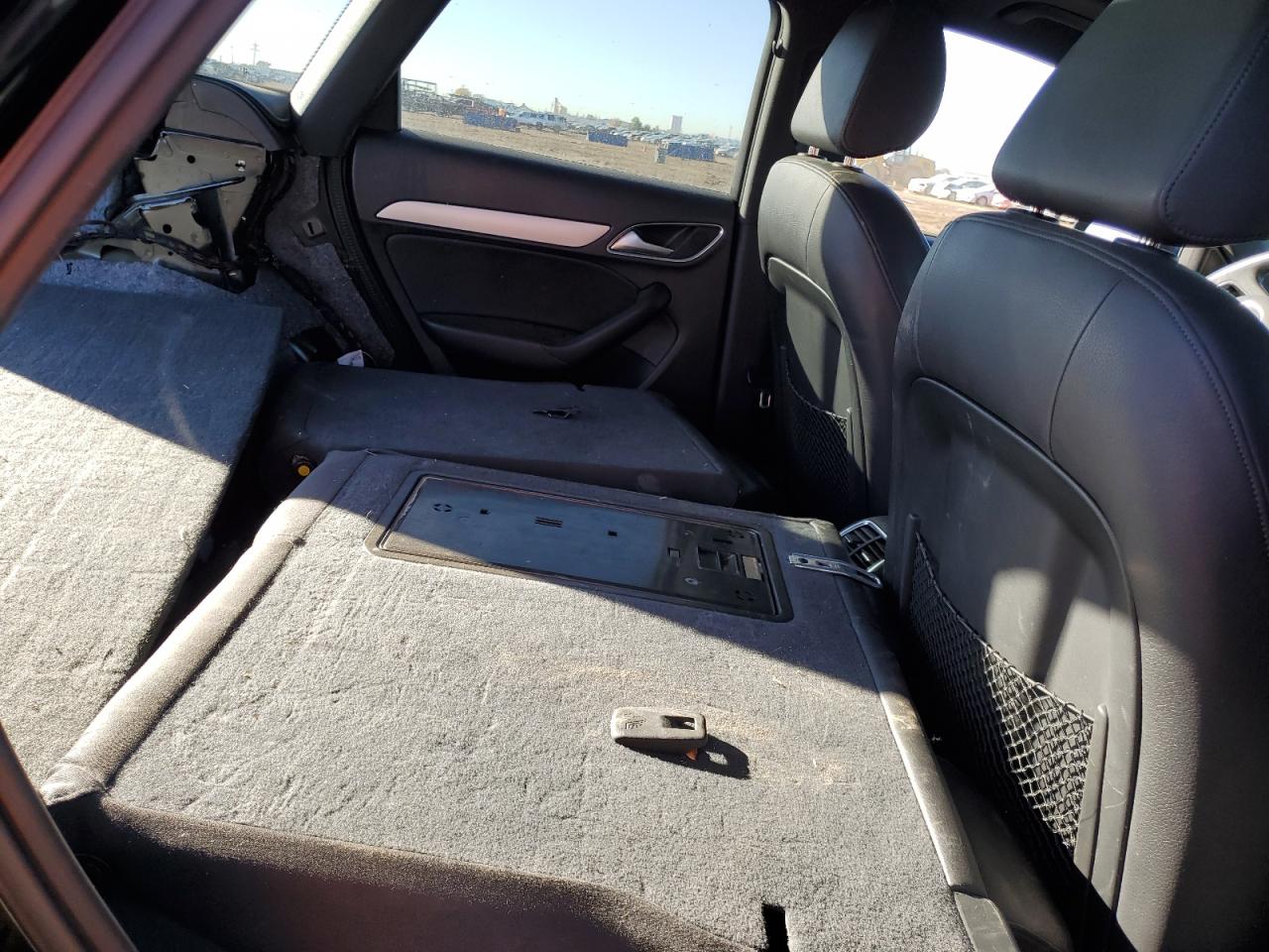 2018 Audi Q3 VIN WA1ECCFS3JR018605 Copart auction photo, rear end damage thumbnail 11