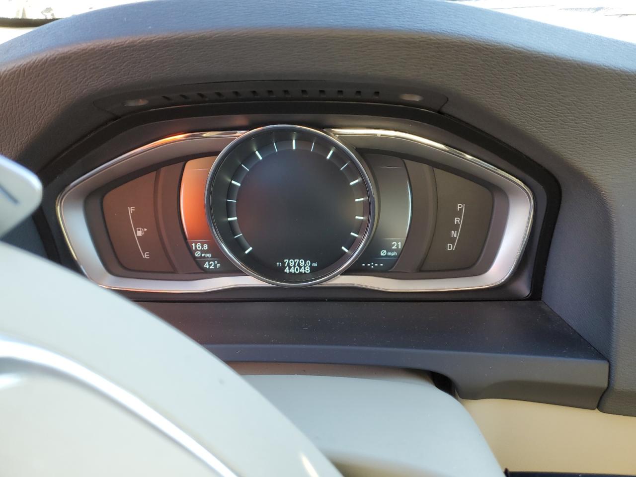 2015 Volvo V60 VIN YV140MEM1F1266256 Copart auction photo, water/flood damage thumbnail 9