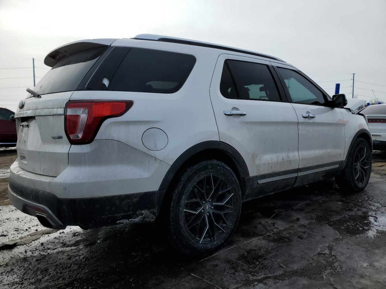 2016 Ford Explorer VIN 1FM5K8HT6GGC47226 Copart auction photo, front end damage thumbnail 3