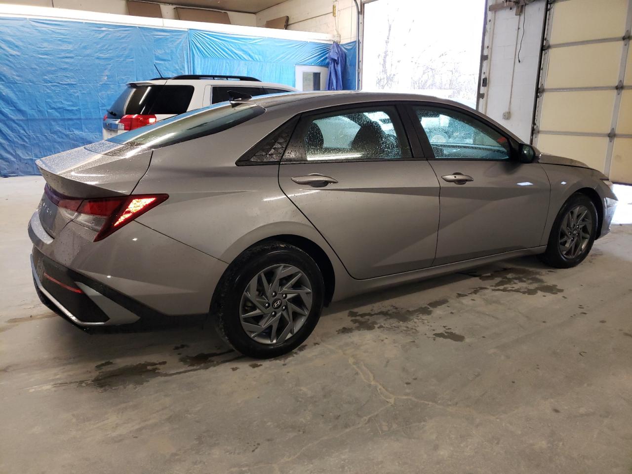 2024 Hyundai Elantra VIN KMHLM4DG1RU656645 Copart auction photo, front end / side damage thumbnail 3