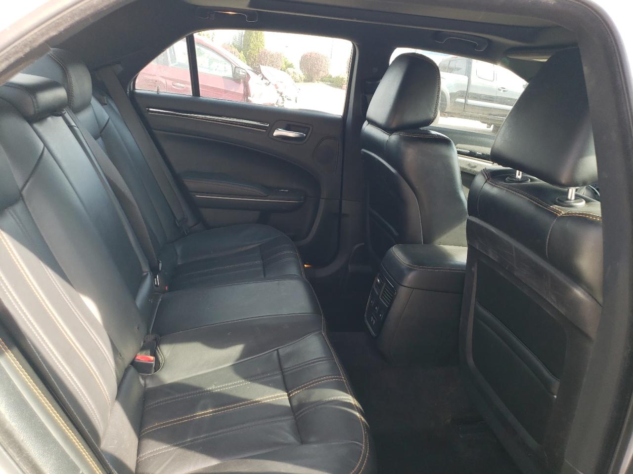 2016 Chrysler 300 VIN 2C3CCABG3GH269799 Copart auction photo, front end damage thumbnail 10