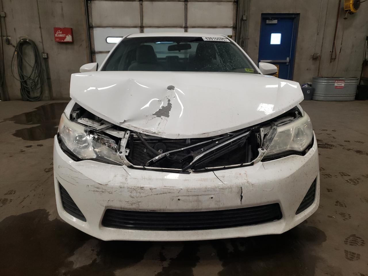 2014 Toyota Camry VIN 4T4BF1FK4ER442898 Copart auction photo, front end damage thumbnail 5
