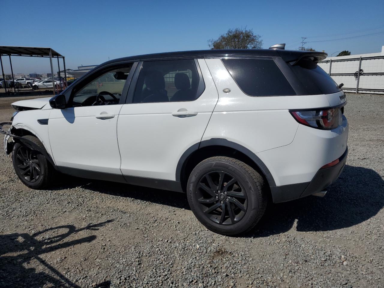 2018 Land Rover Discovery VIN SALCP2RX2JH766621 Copart auction photo, front end damage thumbnail 2