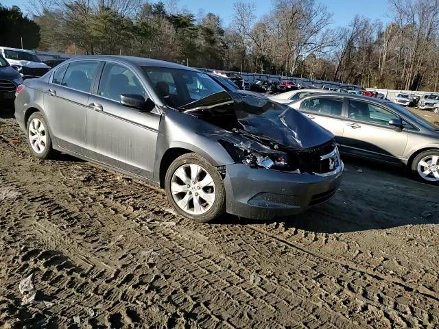 2010 Honda Accord VIN 1HGCP2F73AA106299 Copart auction photo, front end / minor dent/scratches damage thumbnail 11