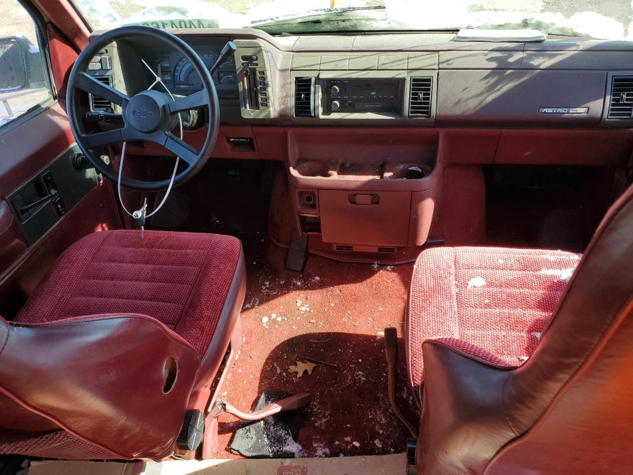 1991 Chevrolet Astro VIN 1GNDM15Z7MB200636 Copart auction photo, top/roof damage thumbnail 8