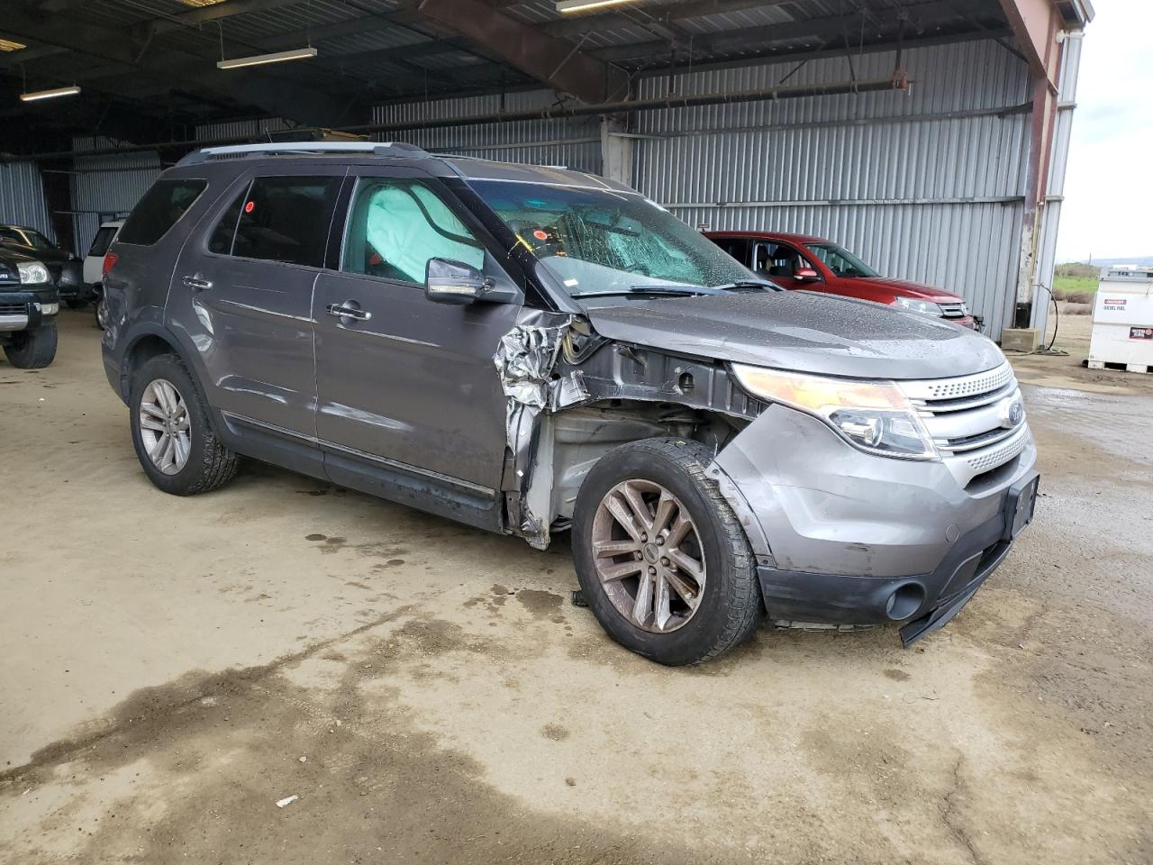 2011 Ford Explorer VIN 1FMHK8D81BGA71001 Copart auction photo, vandalism / all over damage thumbnail 4