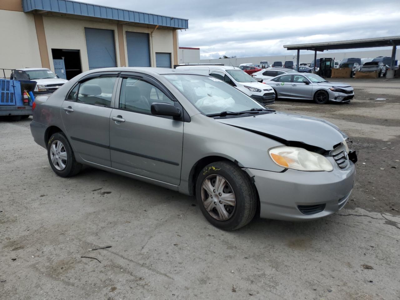 2004 Toyota Corolla VIN 1NXBR32E24Z215107 Copart auction photo, front end / rear end damage thumbnail 4