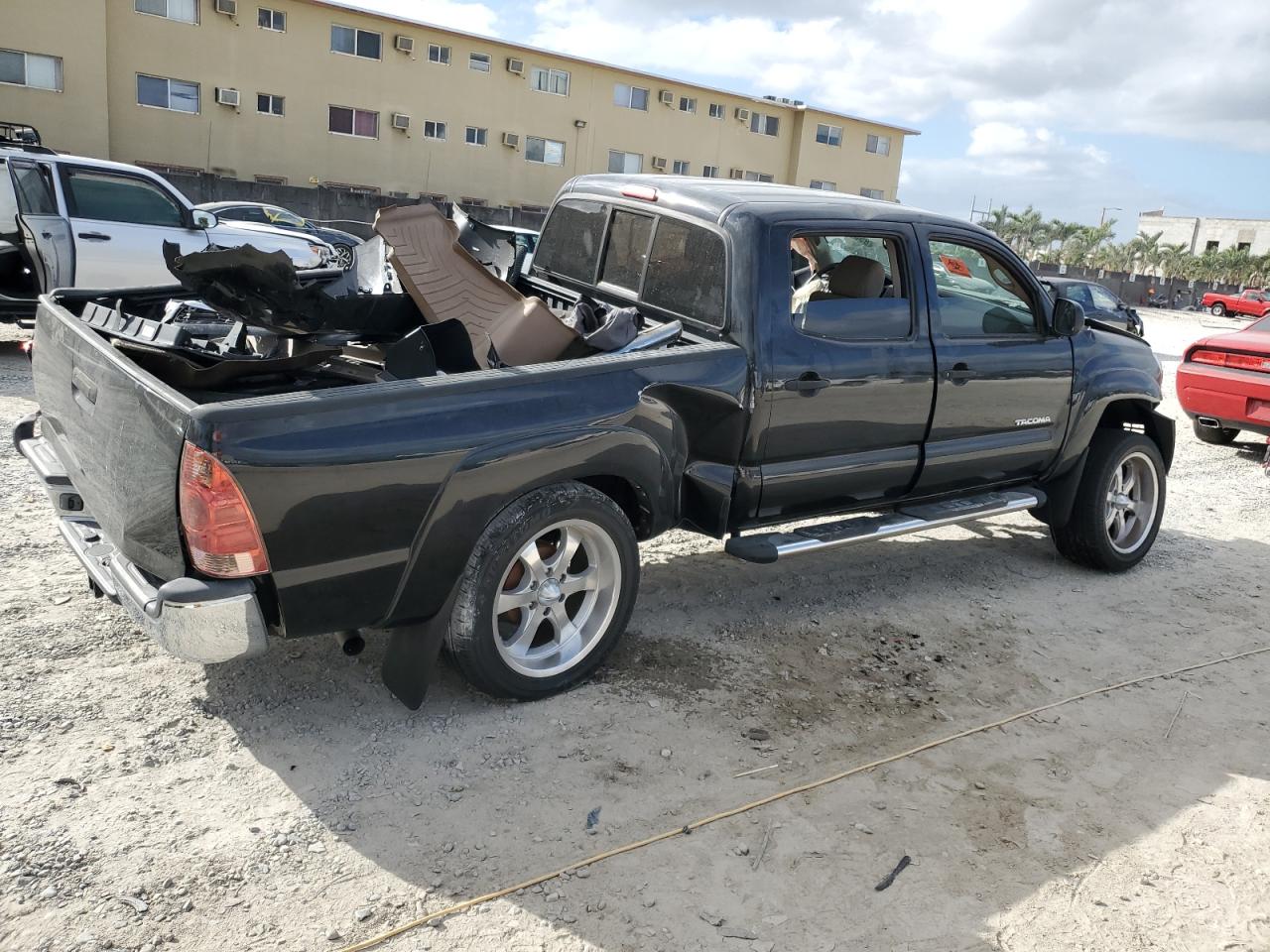 2006 Toyota Tacoma VIN 5TEKU72N36Z216805 Copart auction photo, all over damage thumbnail 3