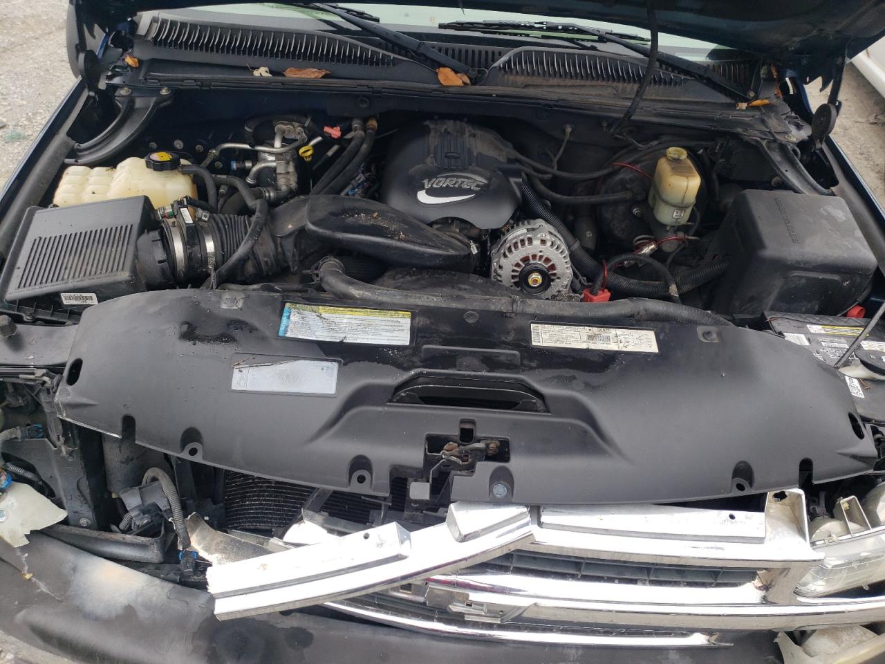 2001 Chevrolet Tahoe VIN 1GNEK13T51J124389 Copart auction photo, all over damage thumbnail 11