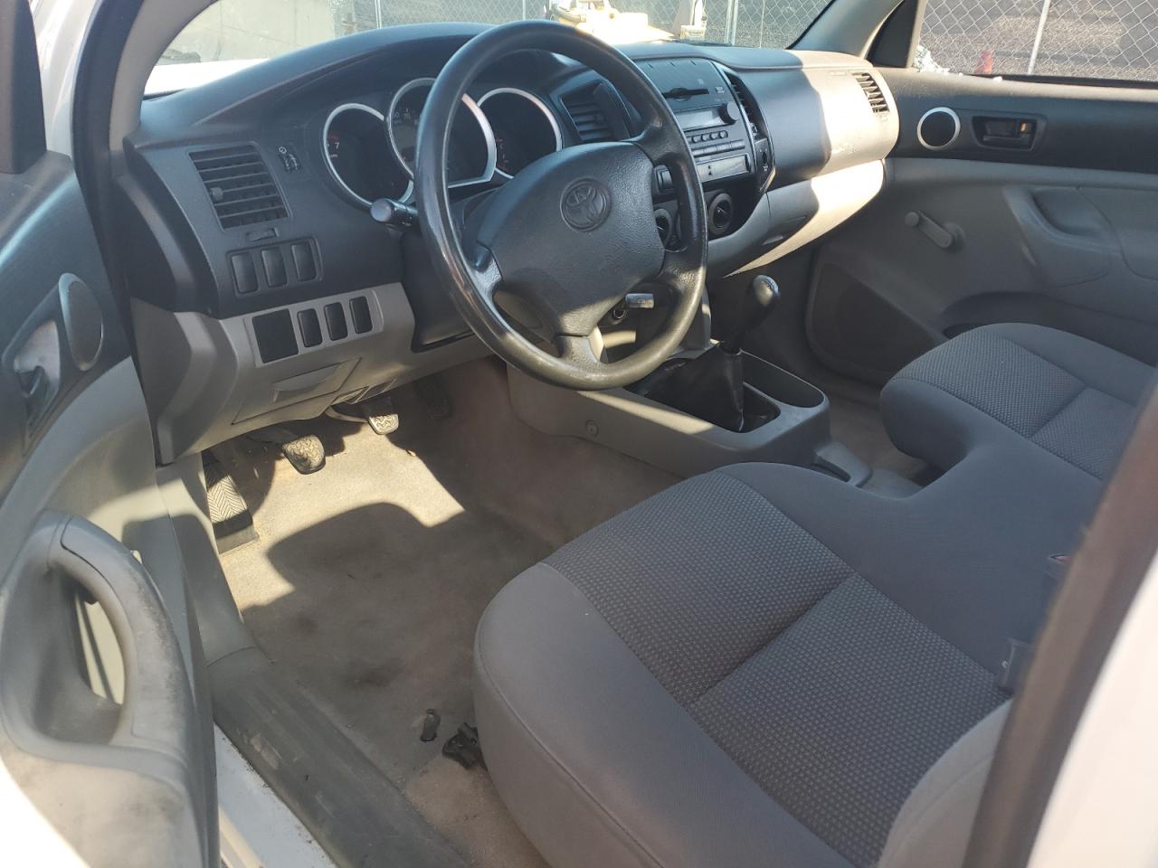 2005 Toyota Tacoma VIN 5TENX22N35Z027772 Copart auction photo, side / minor dent/scratches damage thumbnail 8
