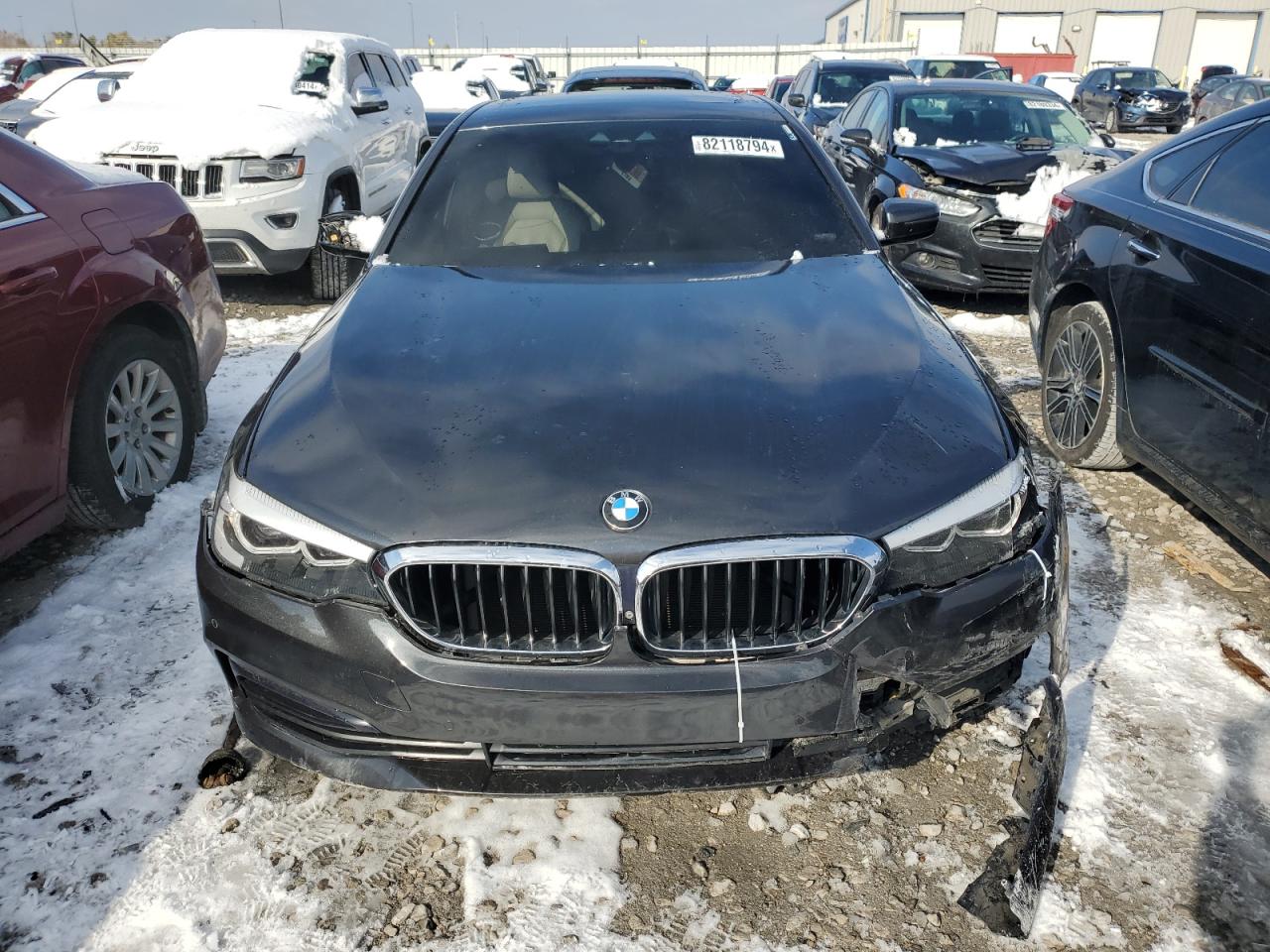 2018 BMW 5er VIN WBAJE7C52JG891873 Copart auction photo, front end damage thumbnail 5