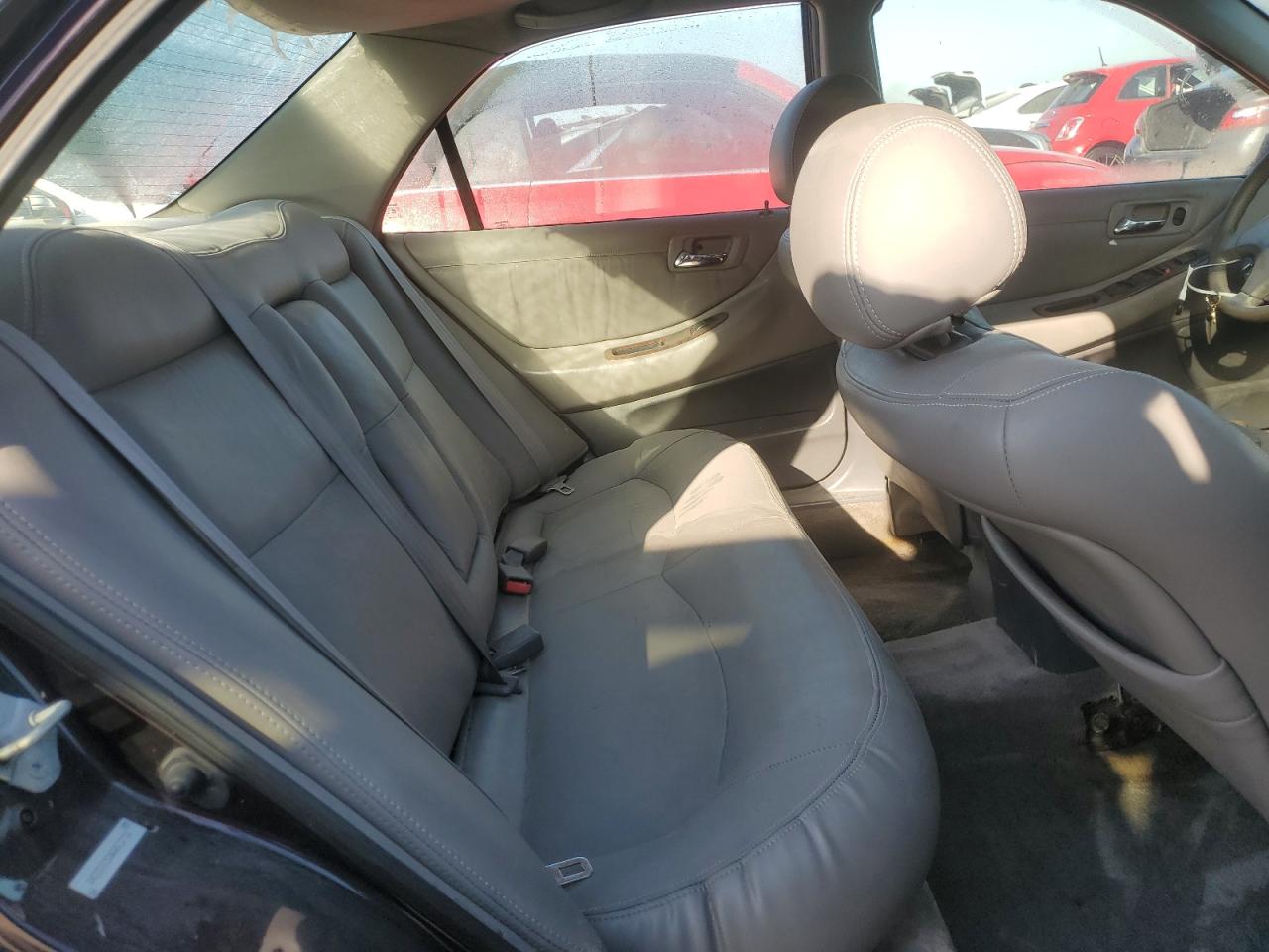 1998 Honda Accord VIN 1HGCG1652WA013712 Copart auction photo, water/flood damage thumbnail 10