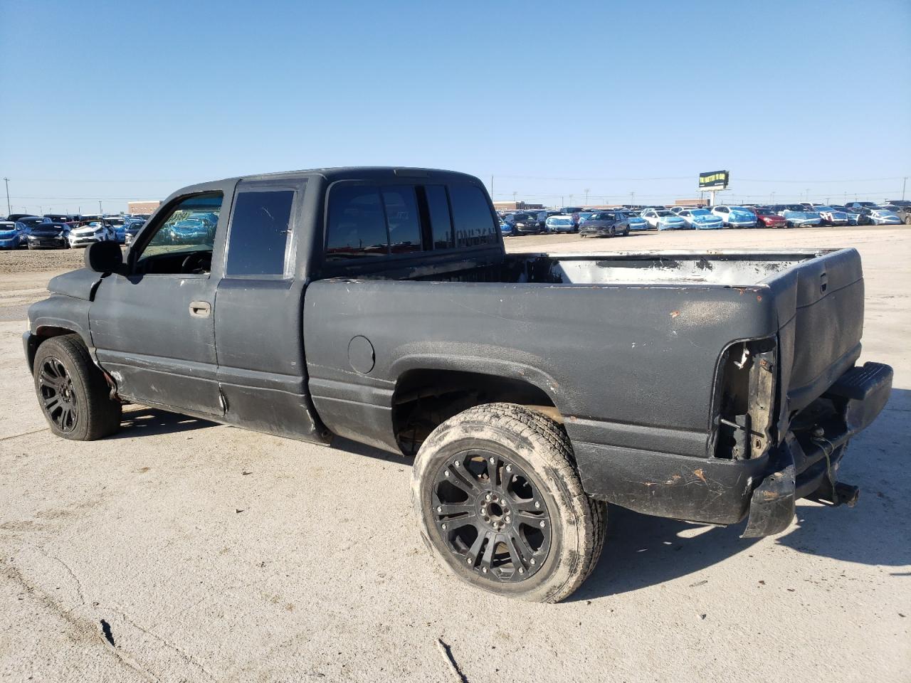 1996 Dodge RAM VIN 3B7HC13Z0TG177108 Copart auction photo, front end / rear end damage thumbnail 2