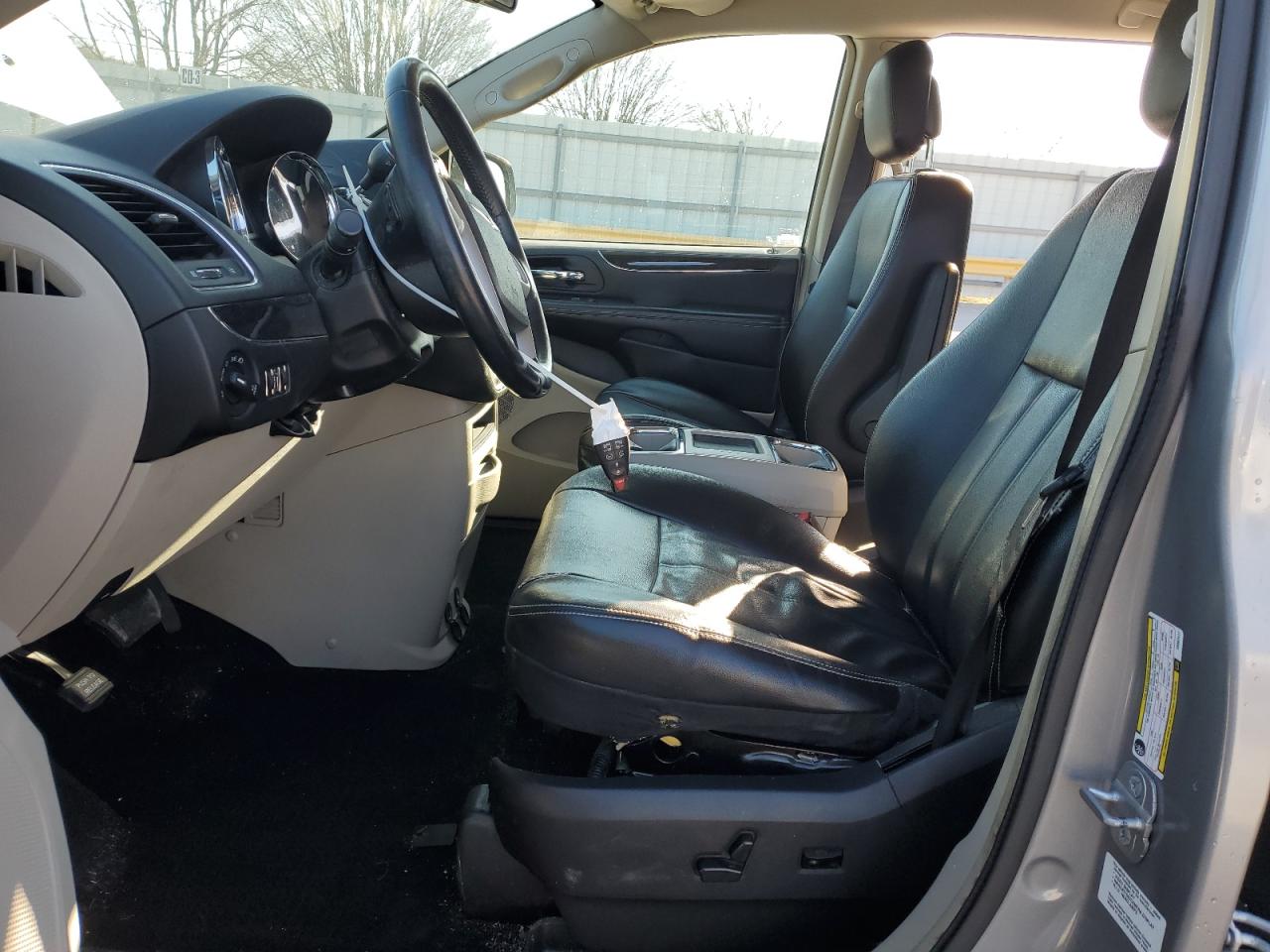 2014 Chrysler Town & Country VIN 2C4RC1BG8ER367417 Copart auction photo, front end damage thumbnail 7