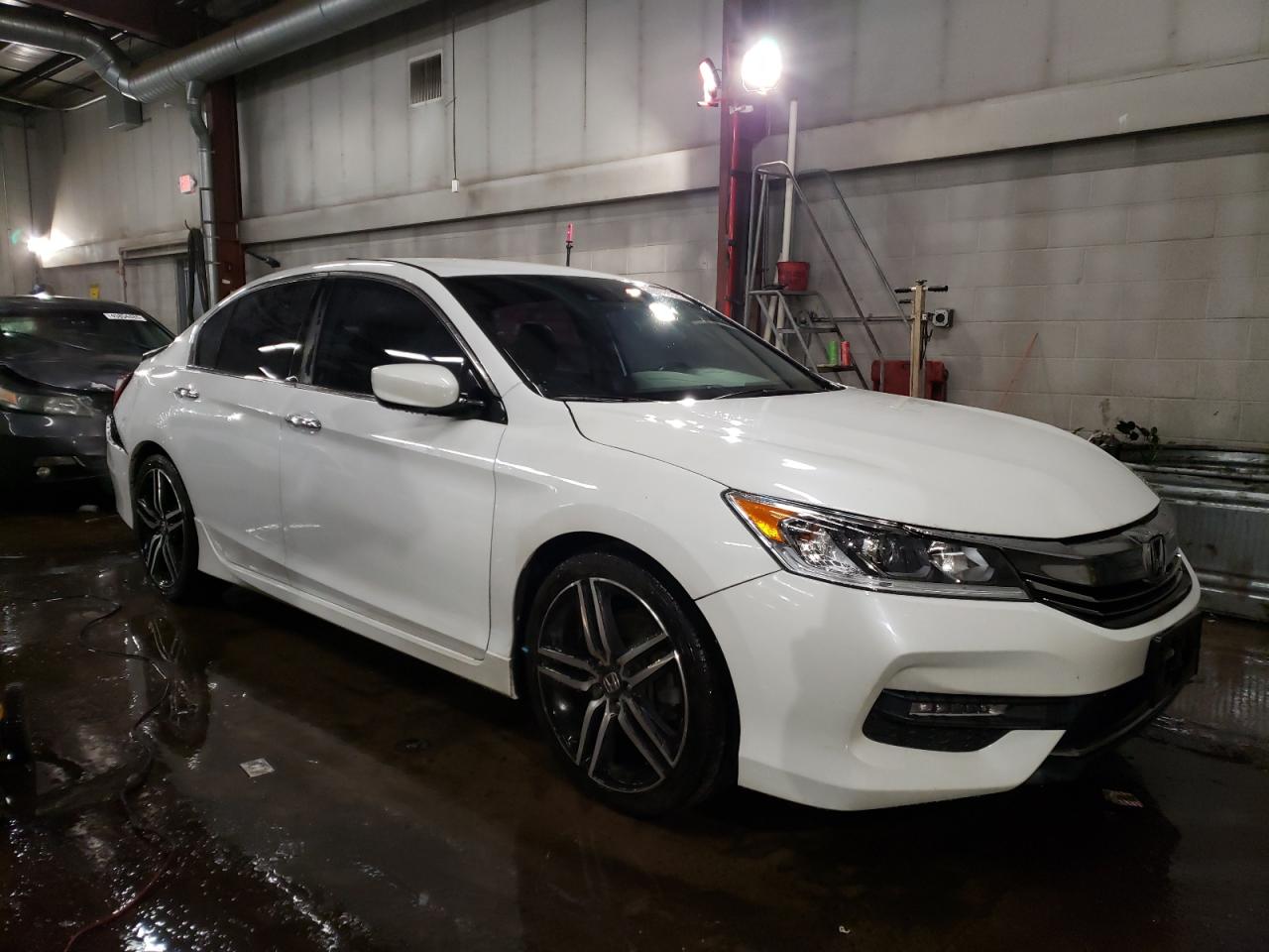 2017 Honda Accord VIN 1HGCR2F64HA027073 Copart auction photo, rear end / minor dent/scratches damage thumbnail 4