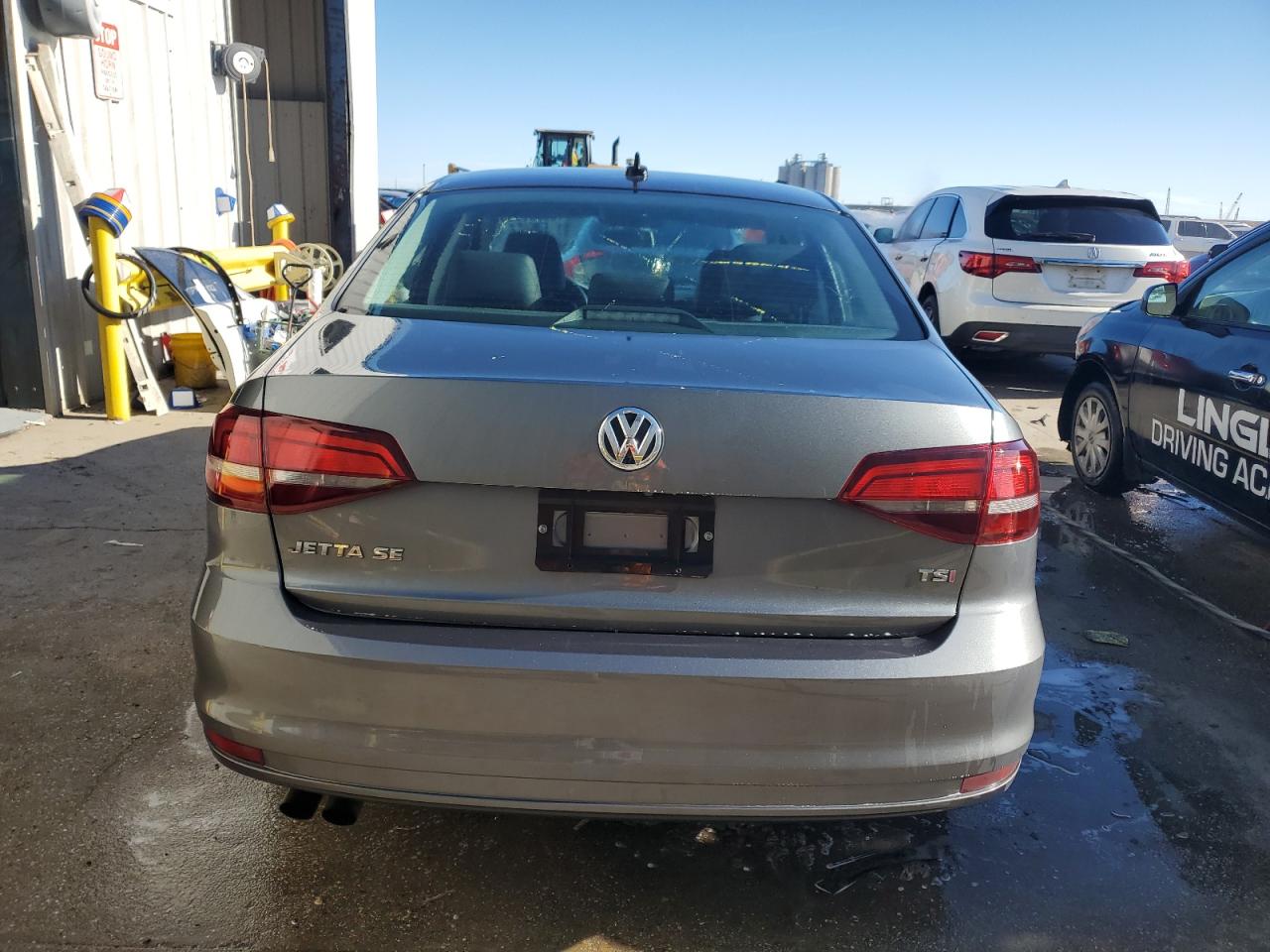 2018 Volkswagen Jetta VIN 3VWDB7AJ7JM224194 Copart auction photo, front end damage thumbnail 6