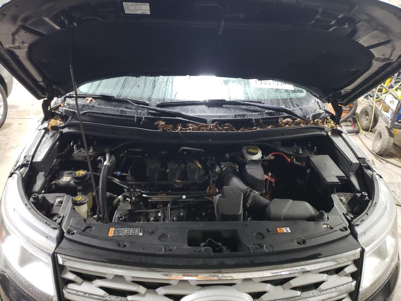 2019 Ford Explorer VIN 1FM5K7D86KGA61724 Copart auction photo, top/roof damage thumbnail 11