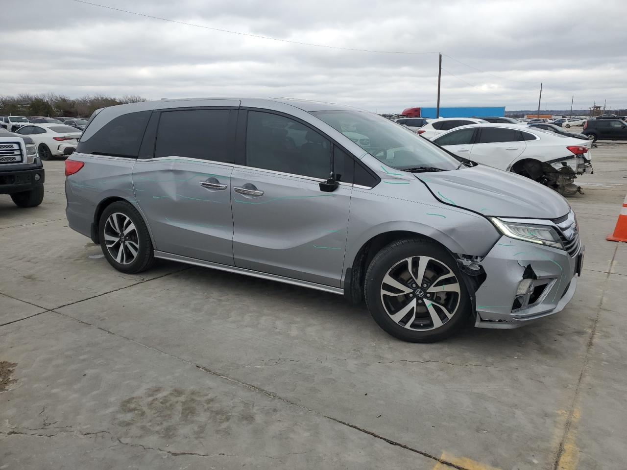 2019 Honda Odyssey VIN 5FNRL6H93KB000017 Copart auction photo, front end / side damage thumbnail 4