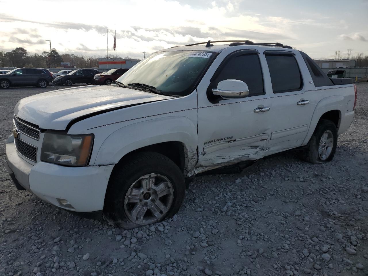 2011 Chevrolet Avalanche VIN 3GNTKFE31BG213283 - Copart auction photo