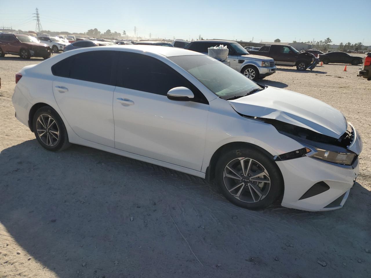 2024 KIA Forte VIN 3KPF24AD1RE818645 Copart auction photo, front end damage thumbnail 4