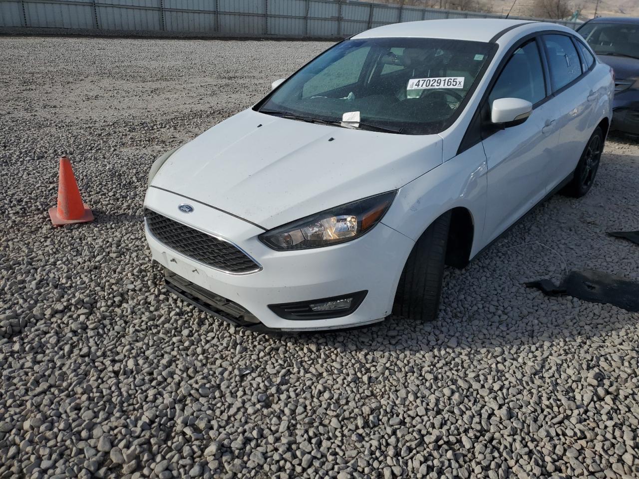 2016 Ford Focus VIN 1FADP3F2XGL340116