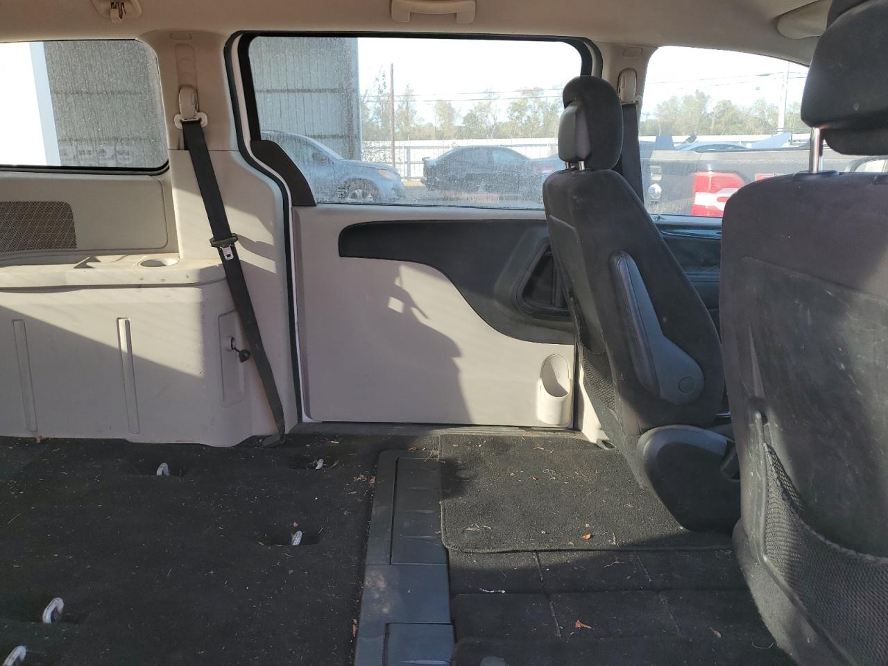 2013 Dodge Caravan VIN 2C4RDGBGXDR819981 Copart auction photo, rear end / front end damage thumbnail 10