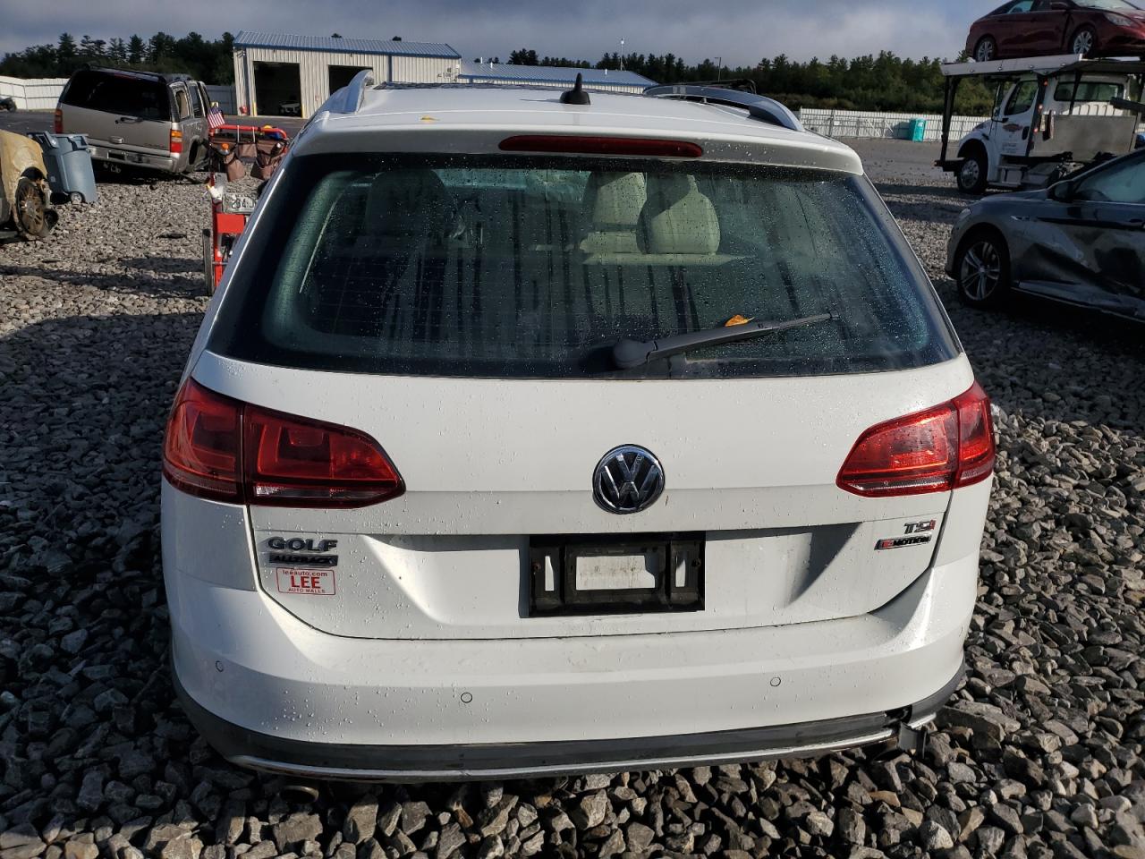 2017 Volkswagen Golf VIN 3VWH17AU9HM505955 Copart auction photo, front end damage thumbnail 6