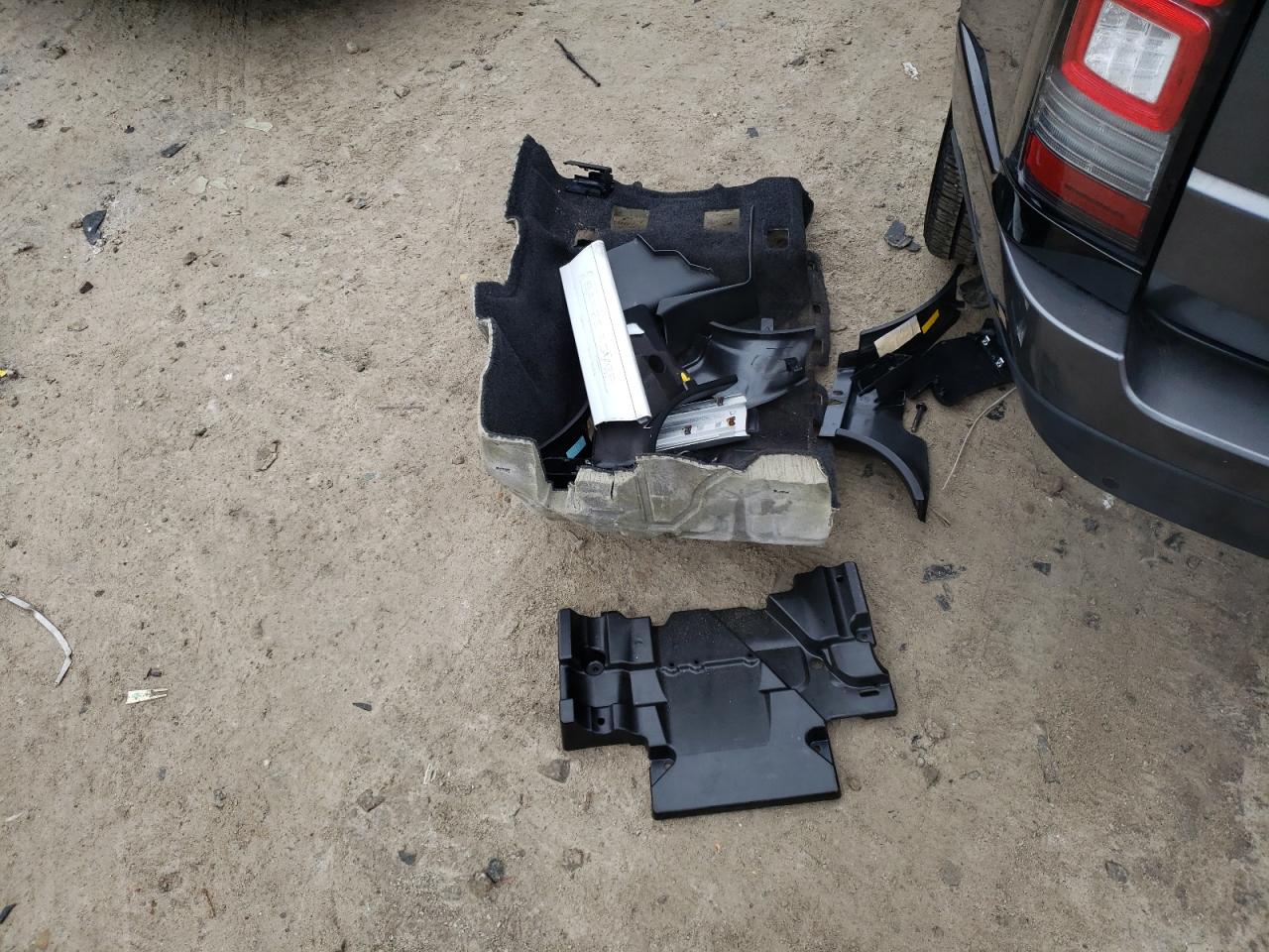 2017 Land Rover Range Rover VIN SALGS2FE4HA341830 Copart auction photo, mechanical / side damage thumbnail 12