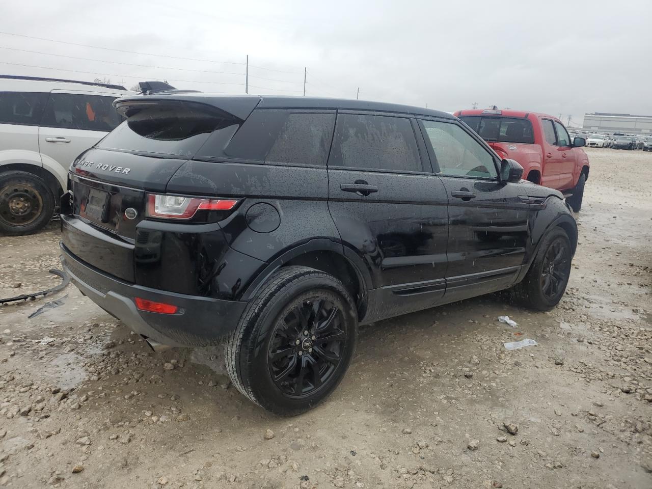 2019 Land Rover Range Rover VIN SALVP2RX3KH336168 Copart auction photo, front end damage thumbnail 3