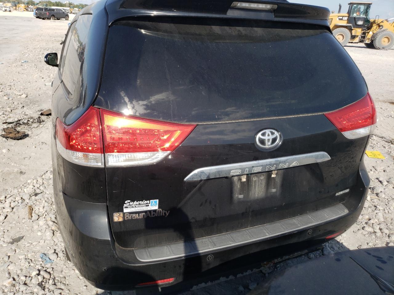 2013 Toyota Sienna VIN 5TDYK3DC2DS296208 Copart auction photo, burn damage thumbnail 6