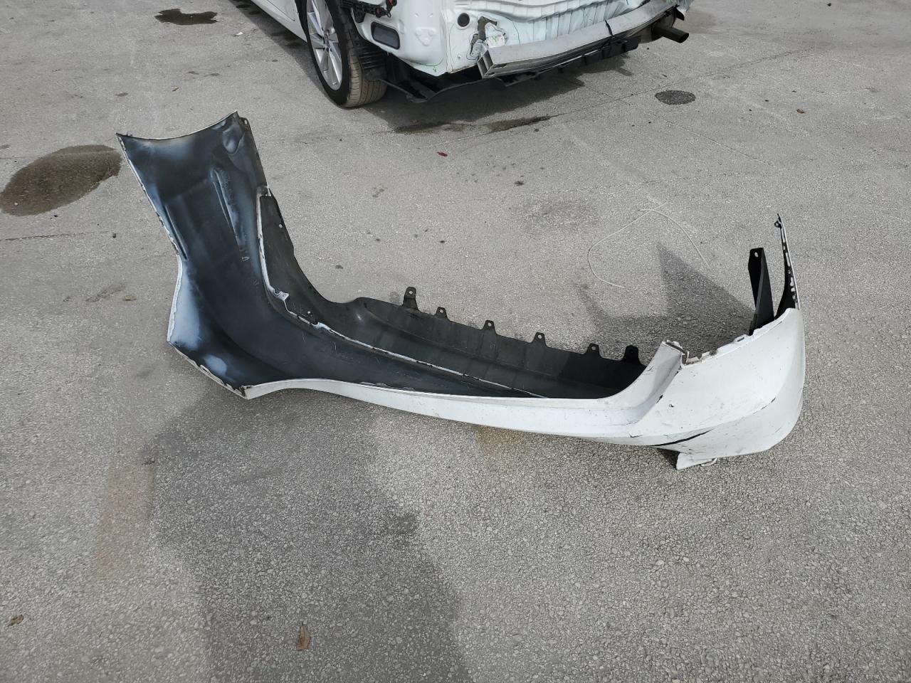 2021 Toyota Camry VIN 4T1C11AKXMU561753 Copart auction photo, rear end damage thumbnail 14