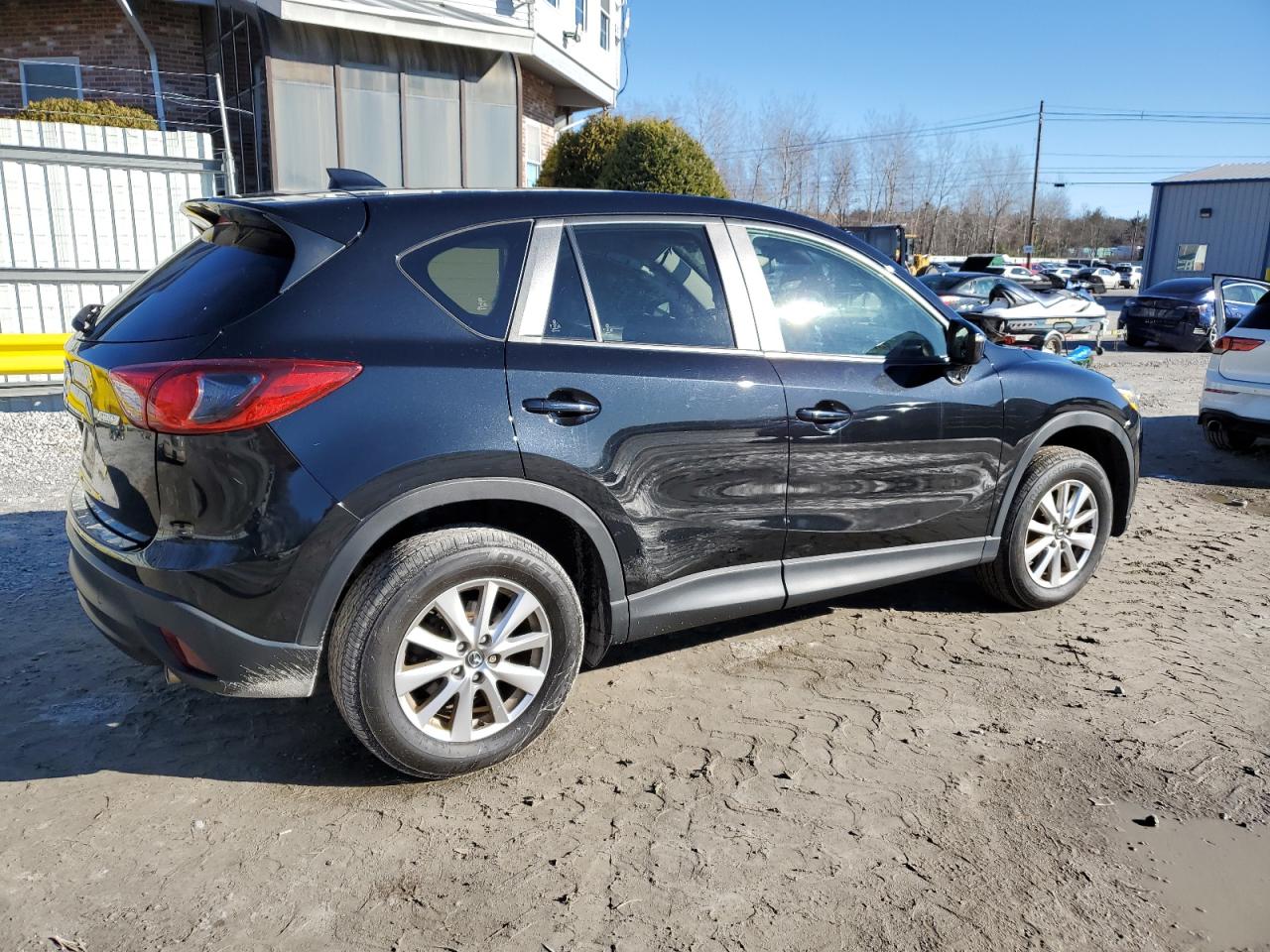 2015 Mazda CX-5 VIN JM3KE4CY4F0539563 Copart auction photo, side damage thumbnail 3