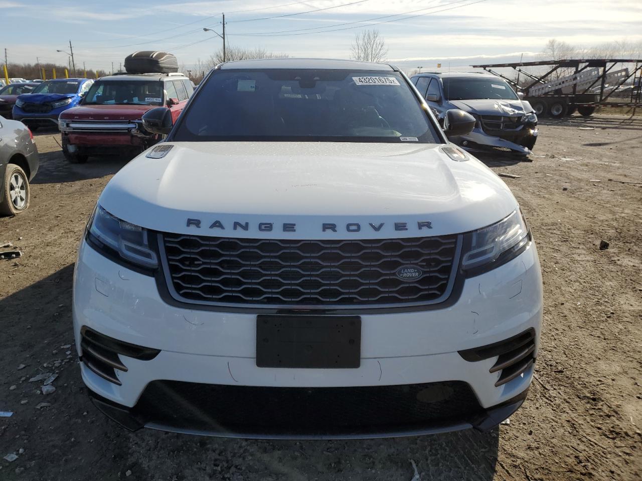 2019 Land Rover Range Rover VIN SALYL2EX5KA783107 Copart auction photo, rear end / minor dent/scratches damage thumbnail 5