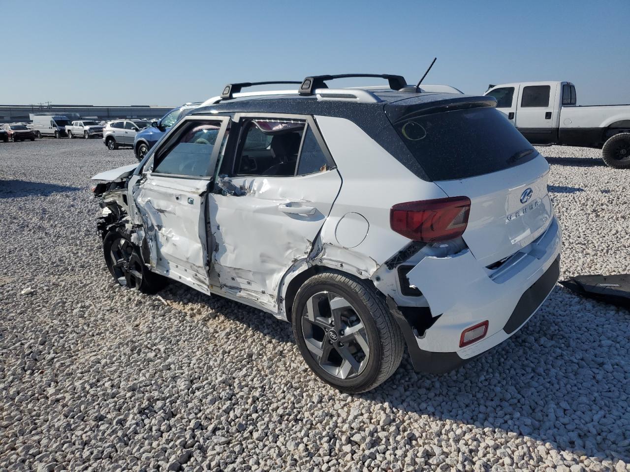 2024 Hyundai Venue VIN KMHRC8A32RU333114 Copart auction photo, front end / side damage thumbnail 2