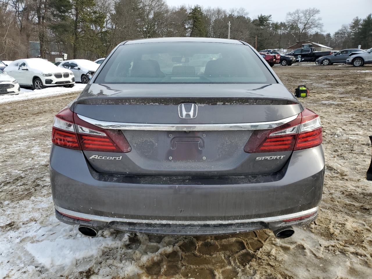 2016 Honda Accord VIN 1HGCR2F69GA110089 Copart auction photo, front end / minor dent/scratches damage thumbnail 6