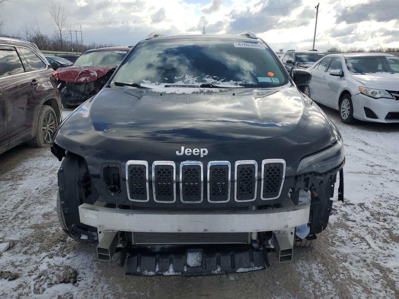 2019 Jeep Grand Cherokee VIN 1C4PJMDXXKD435713 Copart auction photo, front end / side damage thumbnail 5