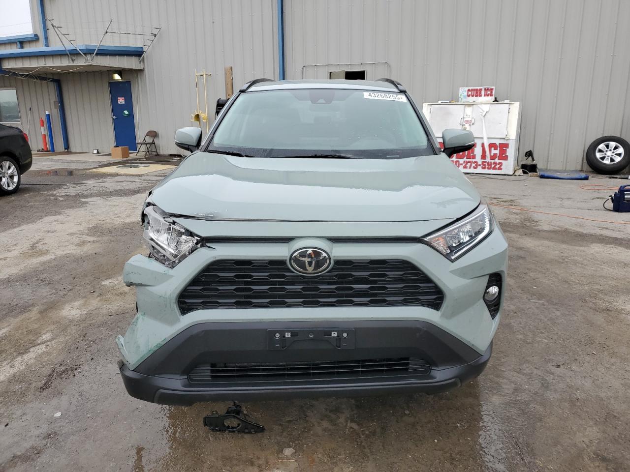 2021 Toyota RAV 4 VIN 2T3W1RFV4MW112817 Copart auction photo, all over damage thumbnail 5