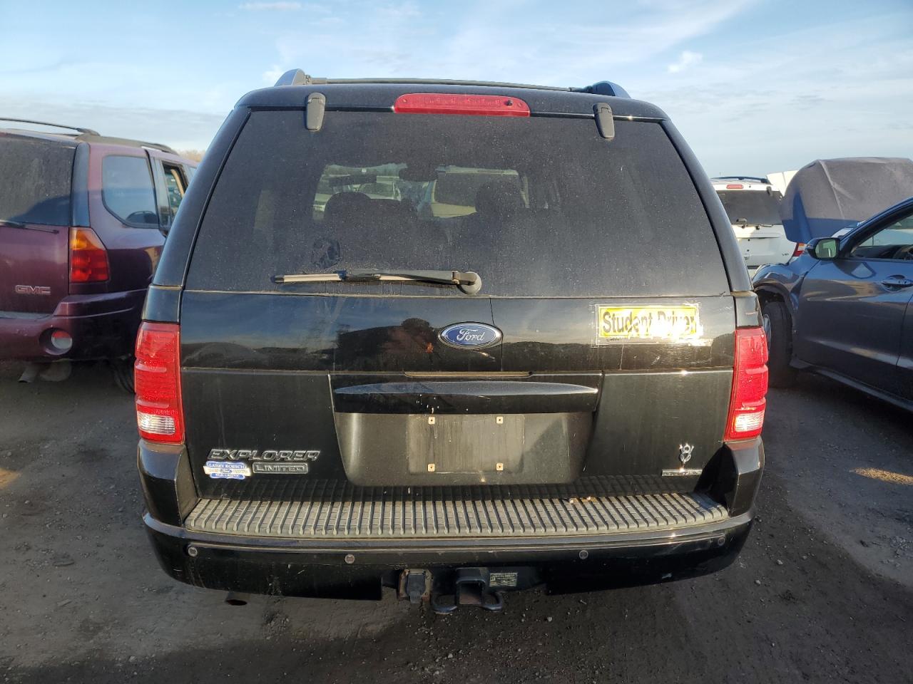 2004 Ford Explorer VIN 1FMDU75W44UB31941 Copart auction photo, front end / minor dent/scratches damage thumbnail 6