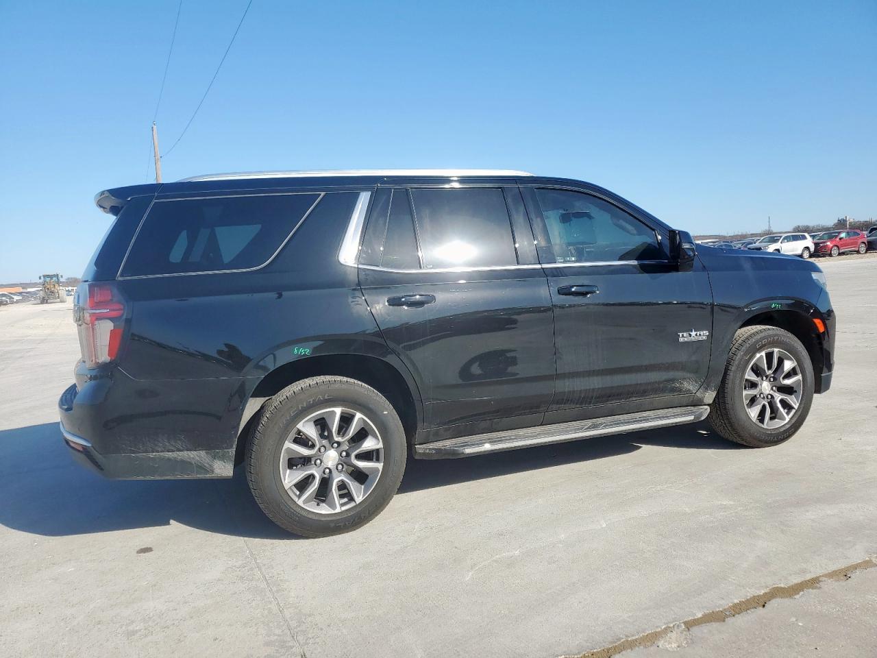 2023 Chevrolet Tahoe VIN 1GNSCNKD4NR355700 Copart auction photo, minor dent/scratches damage thumbnail 3